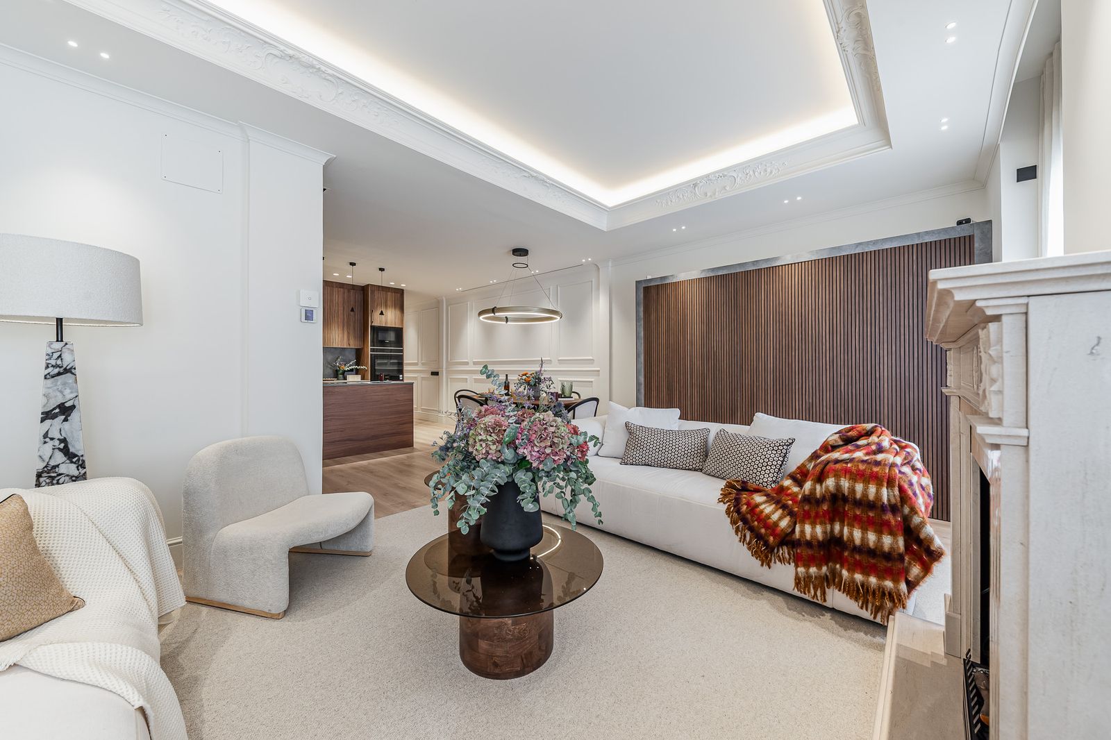 Alberto Bosch 10 — reforma Renascentia Capital